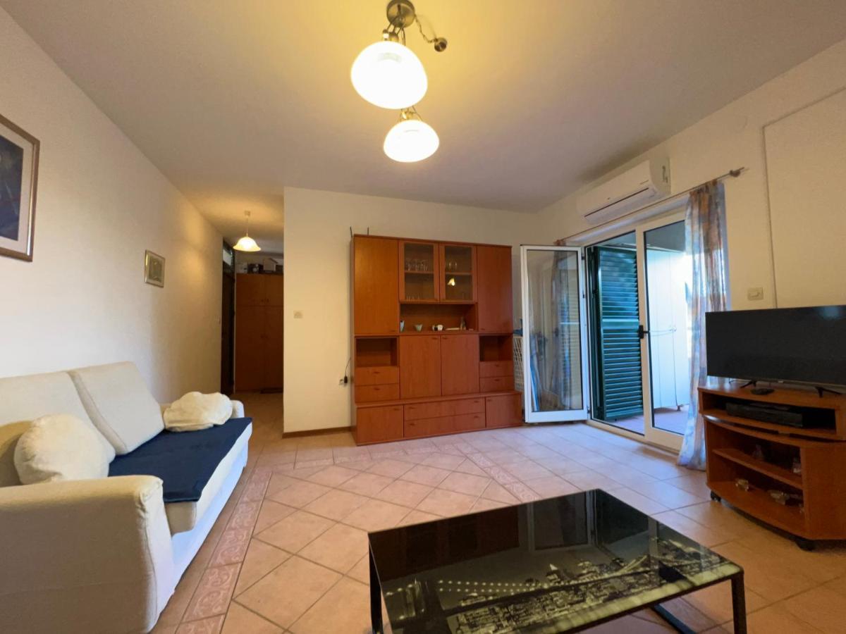Apartment Luka Novalja Exteriér fotografie