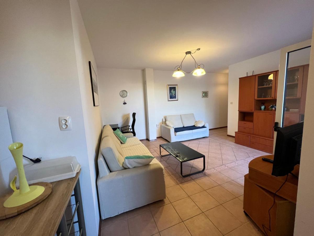 Apartment Luka Novalja Exteriér fotografie